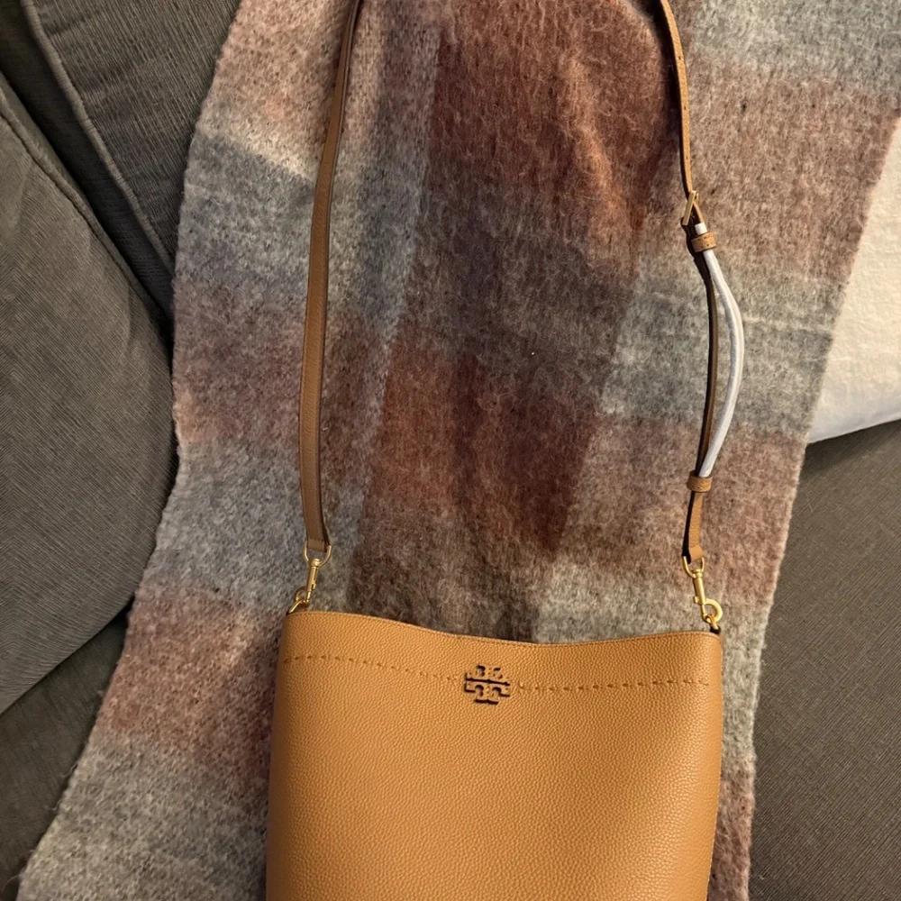 Tory Burch McGraw handbag - Picture 4 of 14